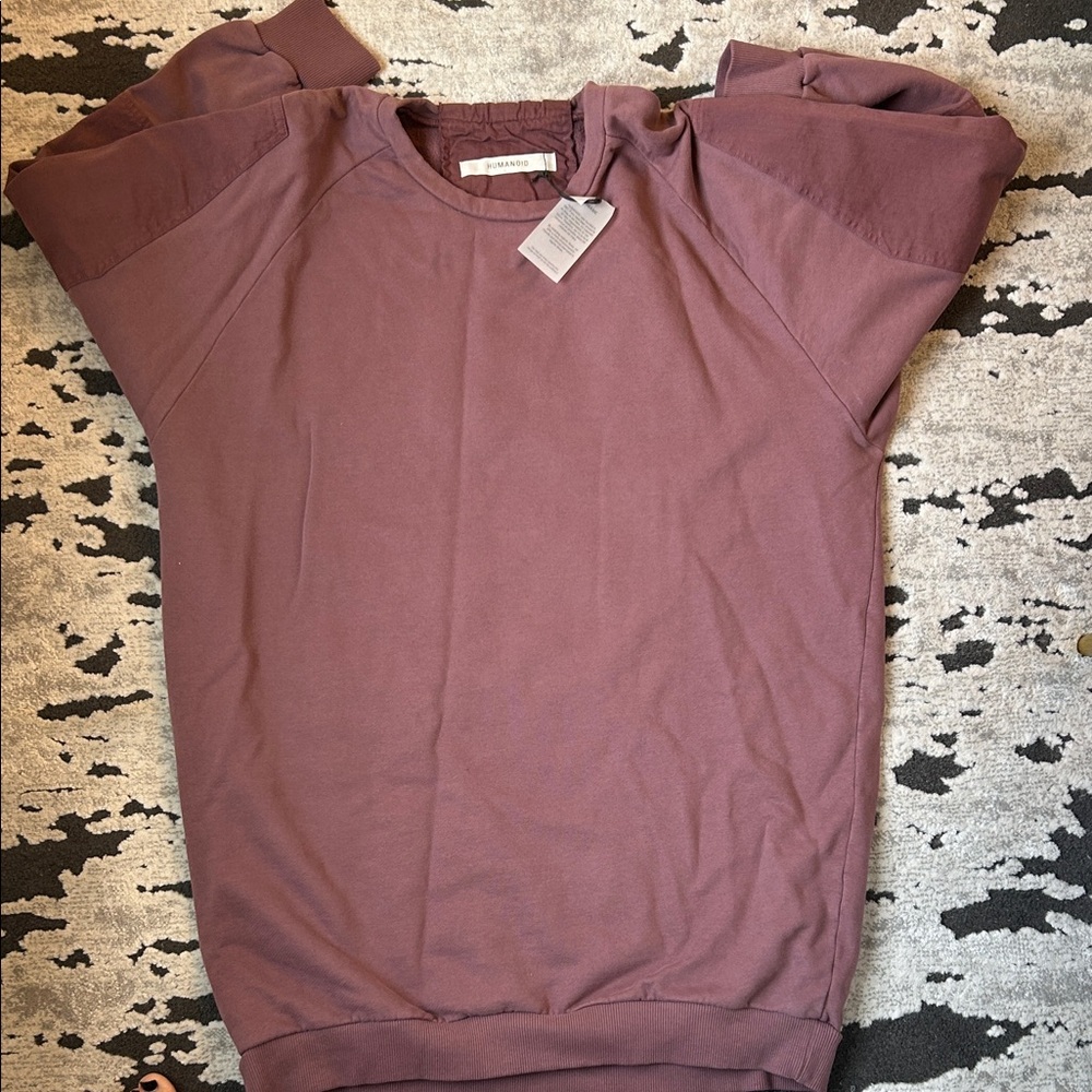 Elegant Plum Sweatshirt by [Brand]